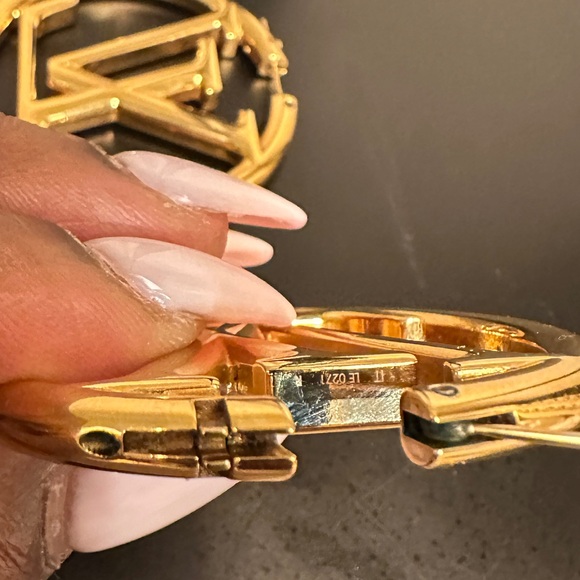 **Louis Vuitton Louise Hoop GM Earrings - Authentic & Lightly Used!** - Picture 3 of 14